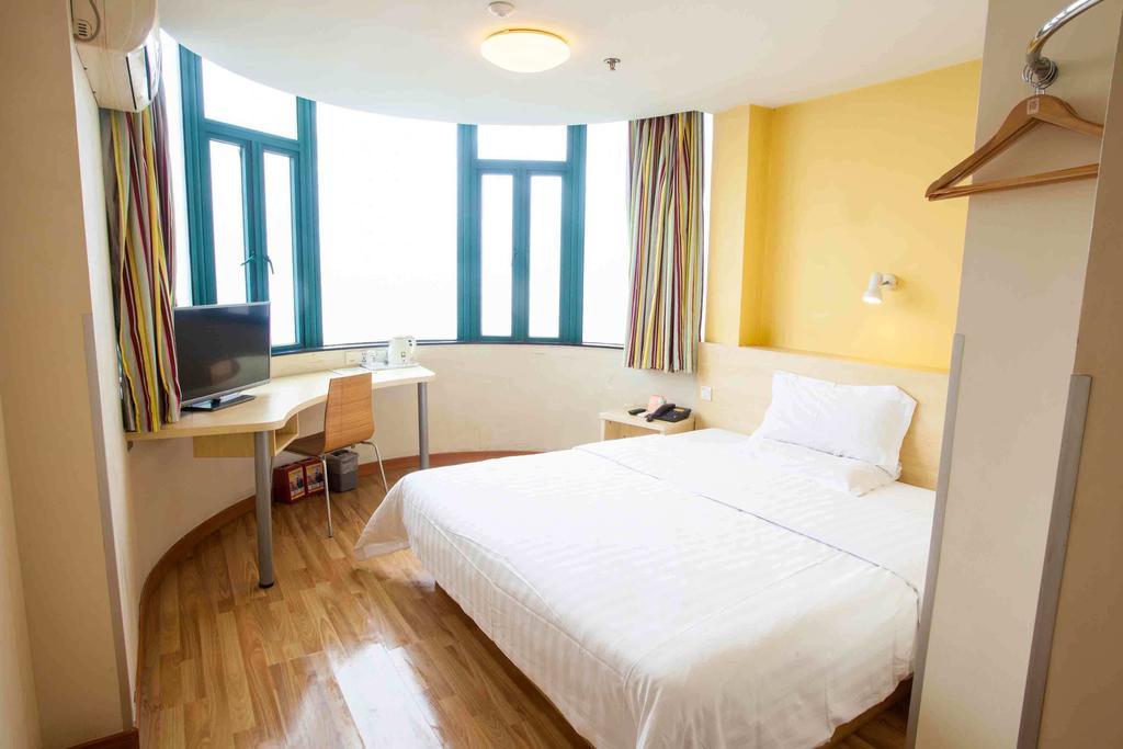 هوايان 7Days Inn Huaian Chengde North Road Darunfa الغرفة الصورة