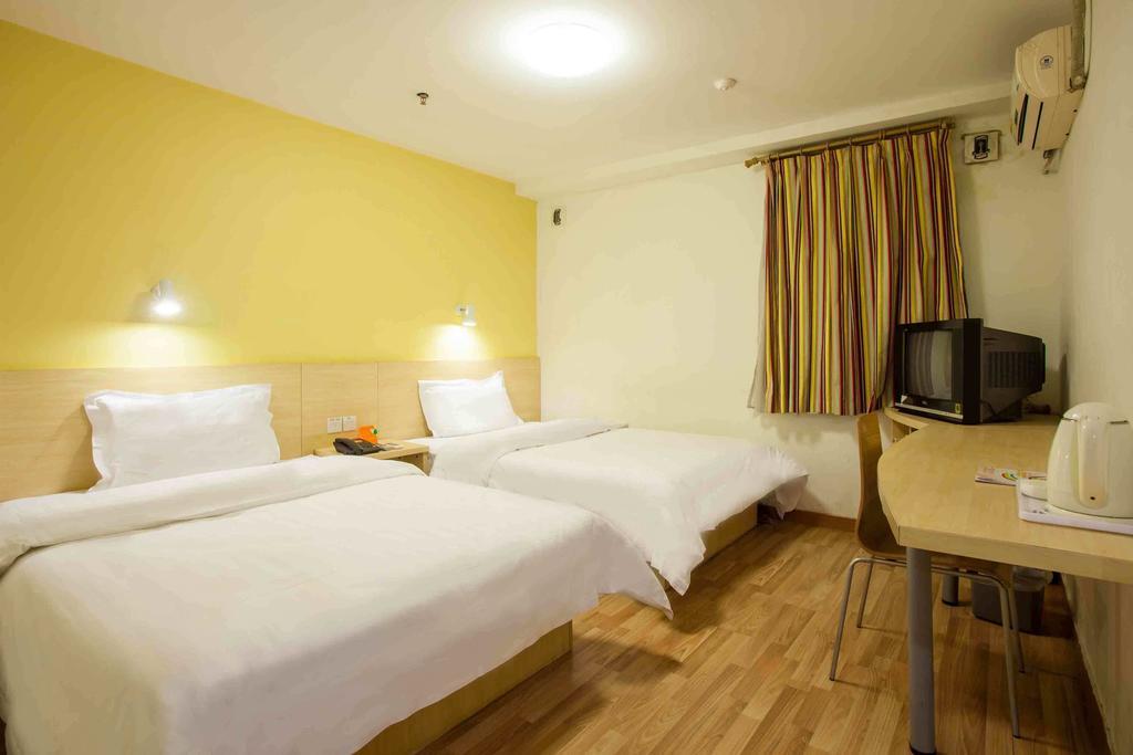 هوايان 7Days Inn Huaian Chengde North Road Darunfa الغرفة الصورة